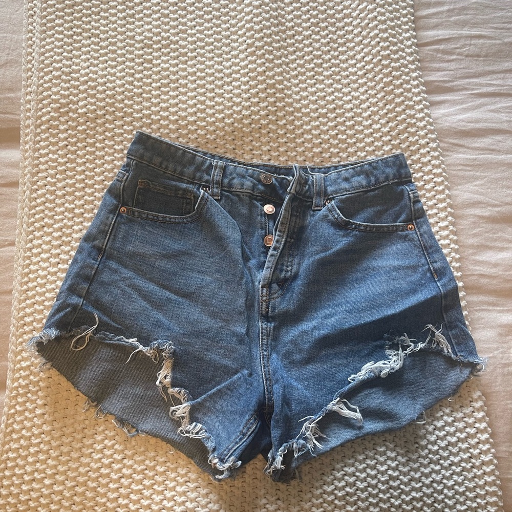 Wild fable High waisted jeans shorts size 2